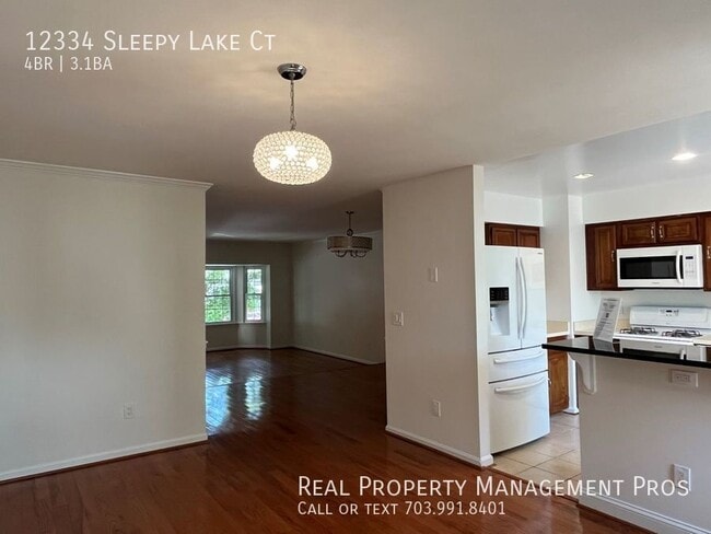 Building Photo - 12334 Sleepy Lake Ct