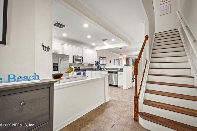 Building Photo - 13522 Stone Pond Dr