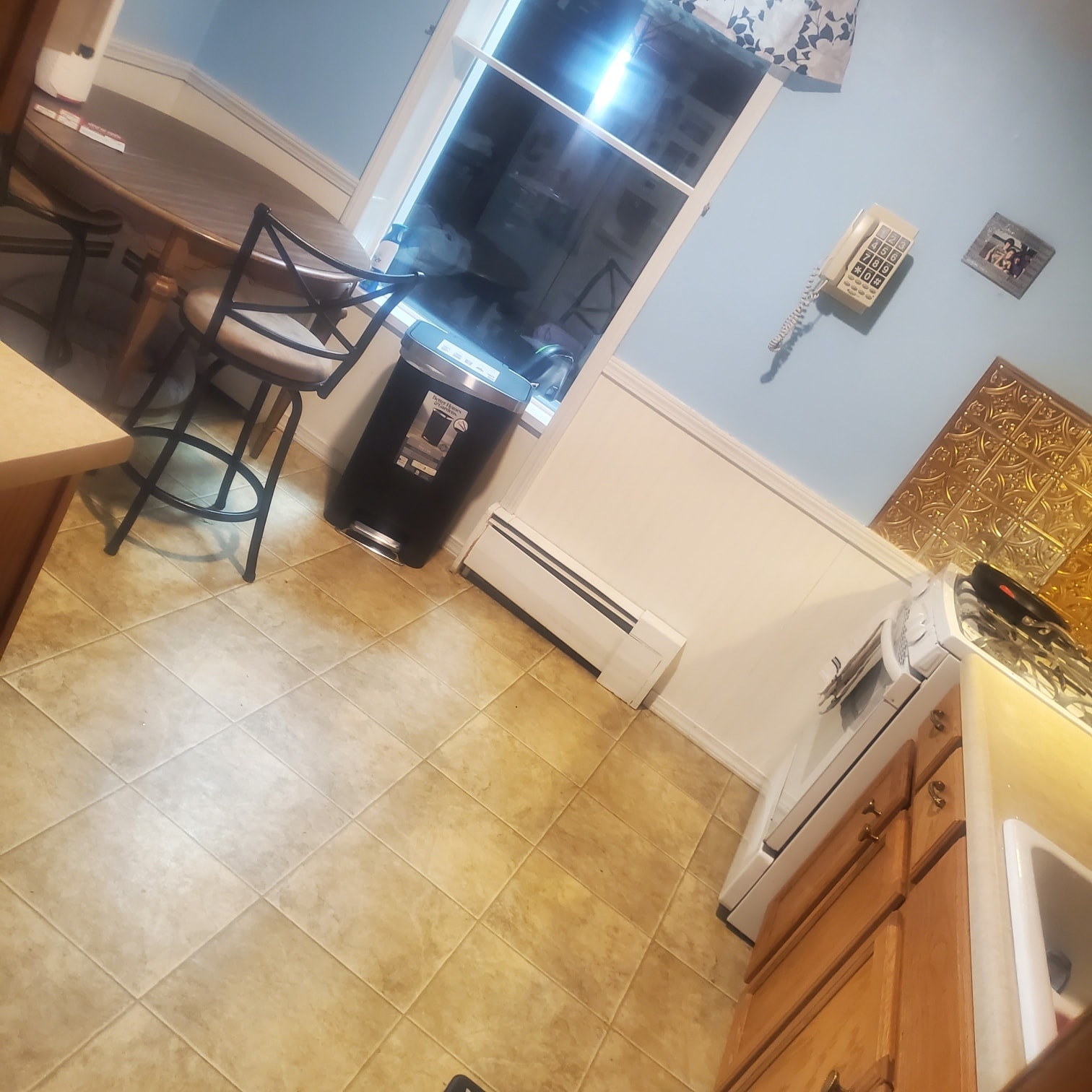 Kitchen/Dining Area - 908 West Ave