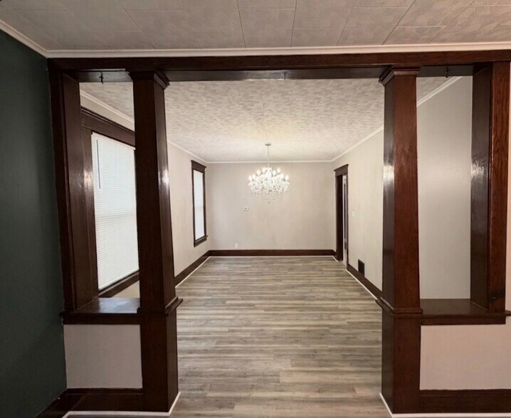 Building Photo - 77 Lovering Ave