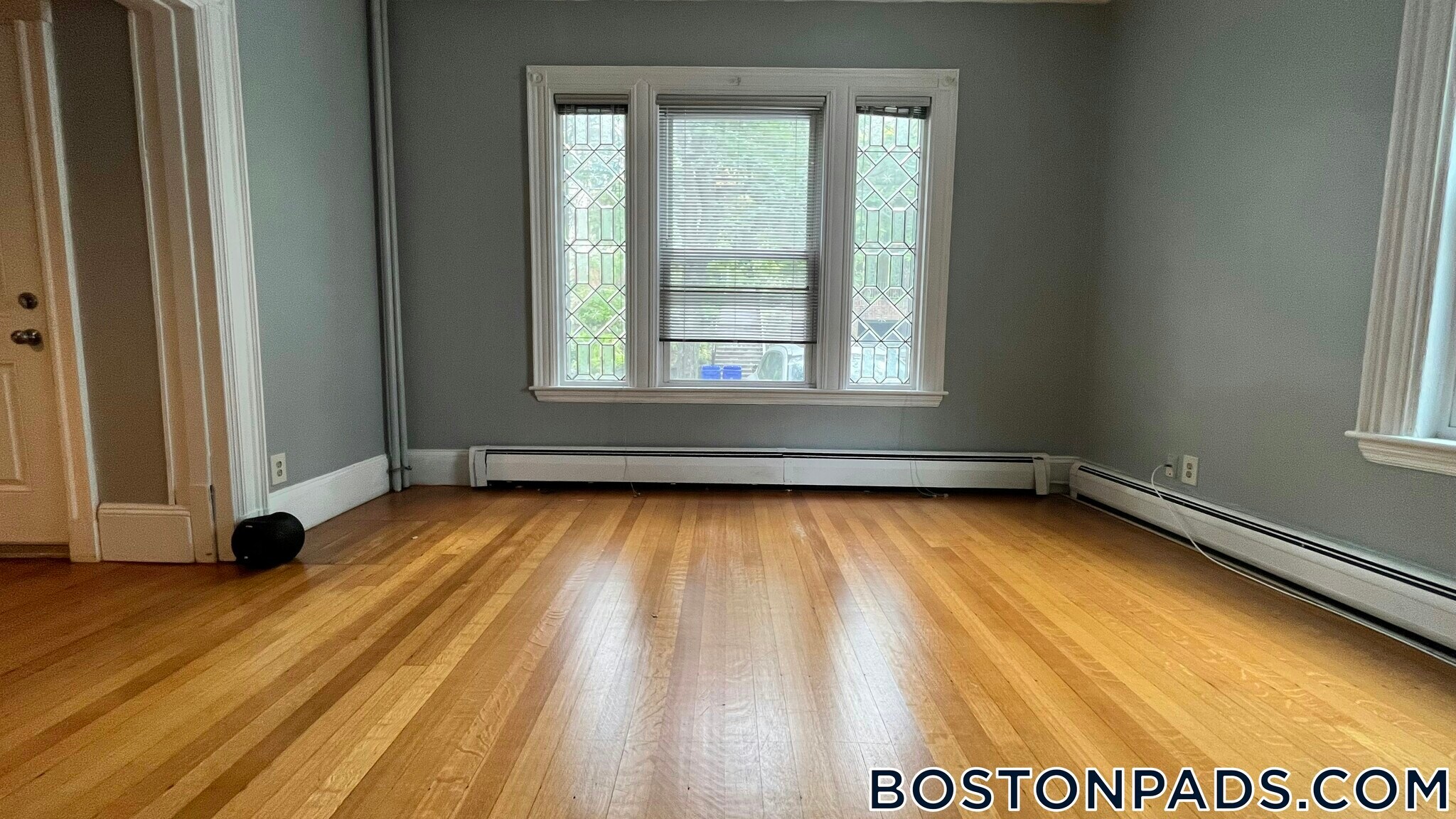 Building Photo - 66 University Rd