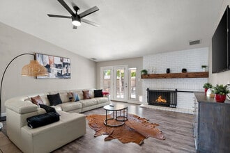 Building Photo - 4332 E Cherokee St