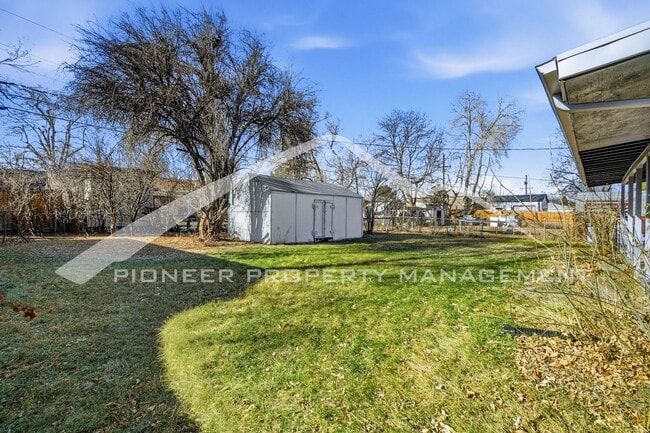 Building Photo - Charming Home with Washer/Dryer and Storage Shed