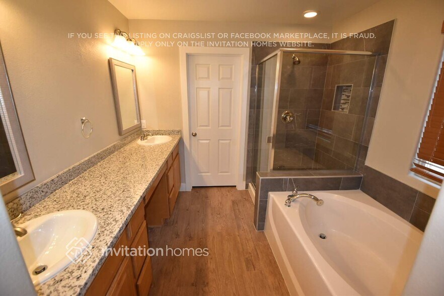 Building Photo - 3549 Tertulia Ave