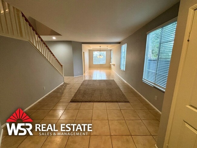 Building Photo - Stunning Orangecrest Rental – Pool, Yard, ...