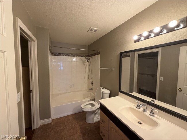 Building Photo - 9648 Silver City Dr