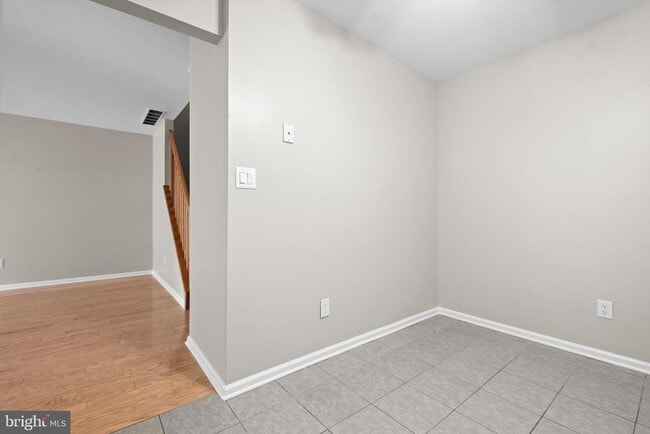 Building Photo - 3906 Grenwich Ln