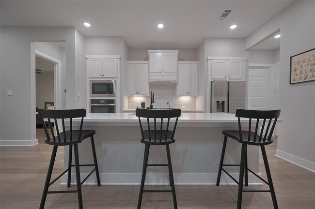 Building Photo - 26918 Arethusa Ct