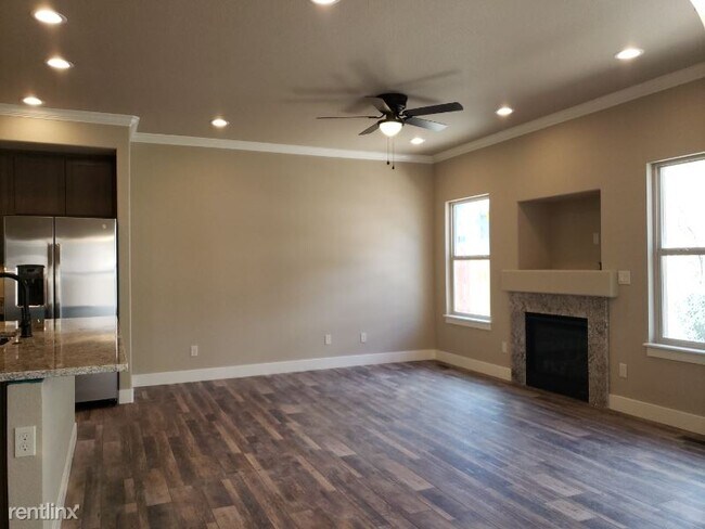 Building Photo - 4 br, 3.5 bath House - 875 Redemption Pt