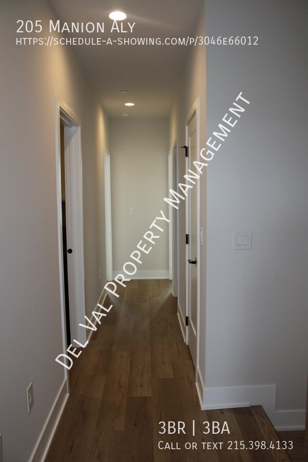 Building Photo - 205 Manion Aly