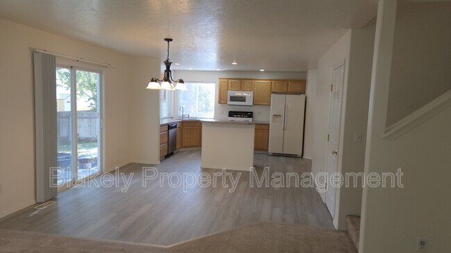 Building Photo - 3801 E Sutton Ave