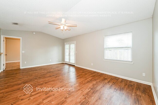 Building Photo - 3943 San Pablo Rd S