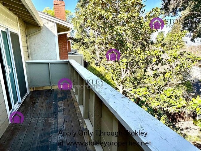 Building Photo - 1412 Kinross Ct