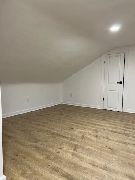 Building Photo - 1505 Boyle St