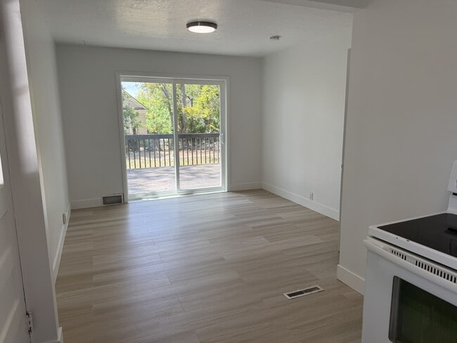 Building Photo - 4250 S 1300 E
