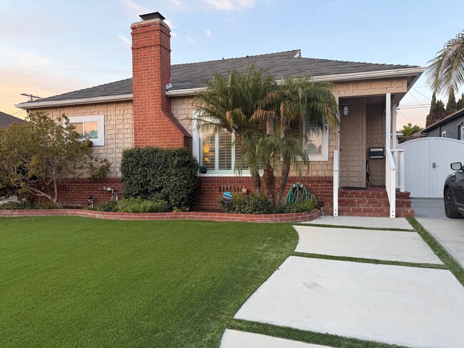 Front of house - 6335 W 85th Pl