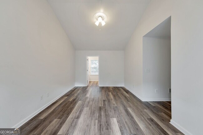 Building Photo - 196 Highland Falls Dr