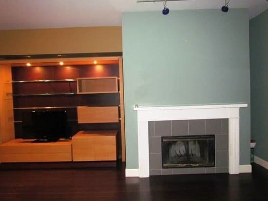 Building Photo - Beautiful and Historic condo just steps fr...