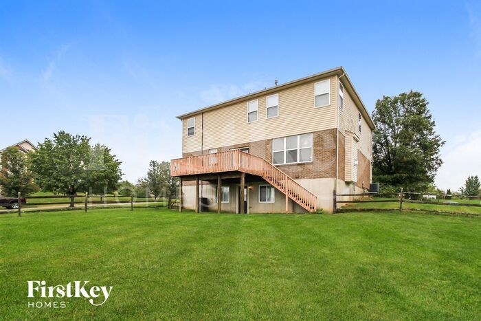 Building Photo - 6119 Spring Lake Dr
