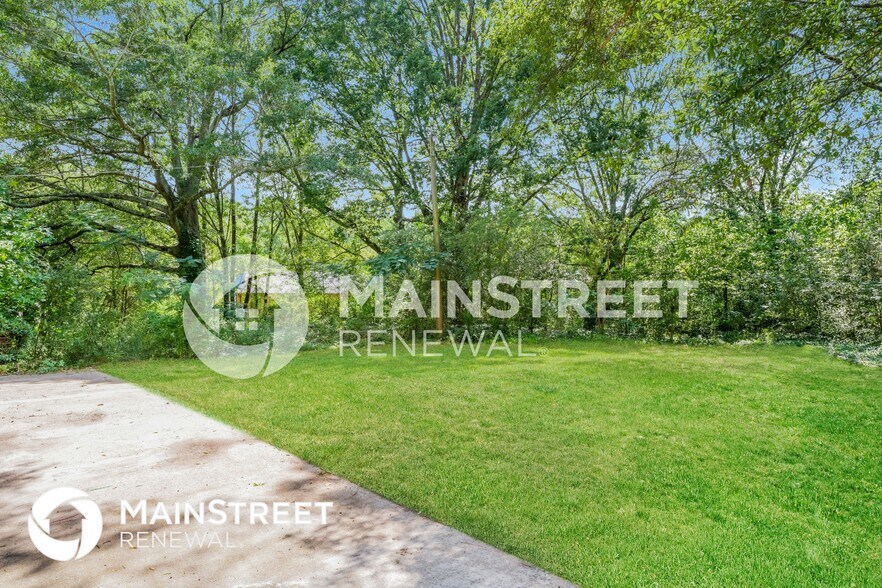 Building Photo - 2535 Kelly Lake Dr