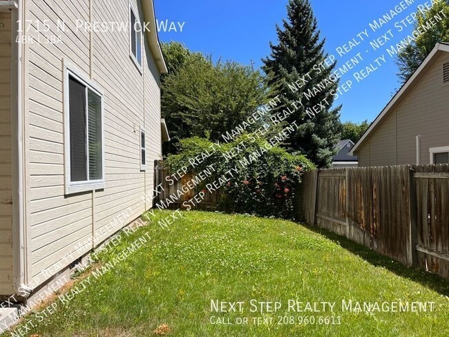 Building Photo - 1715 N Prestwick Way