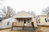 Building Photo - 1910 Chicago Ave