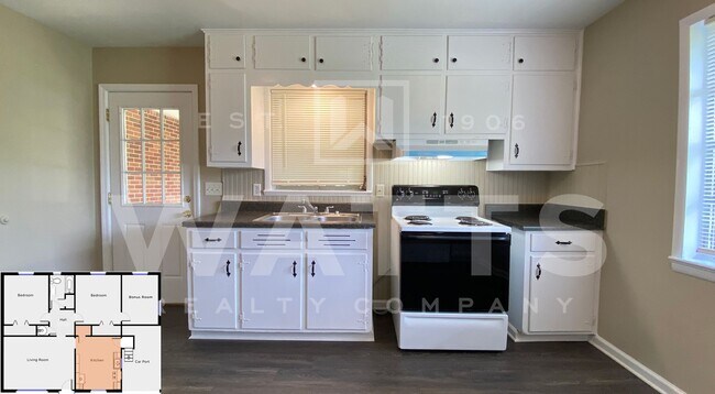 Building Photo - Silver Lake Duplex
