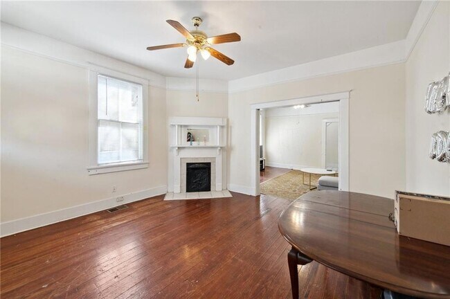 Building Photo - 7710 Plum St