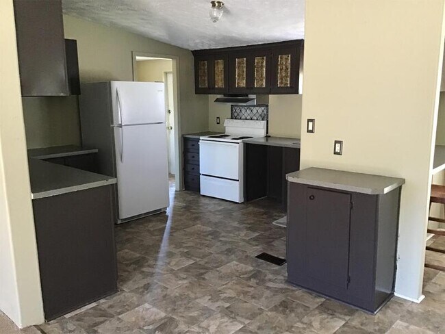 Building Photo - 1126 Tearcoat Rd