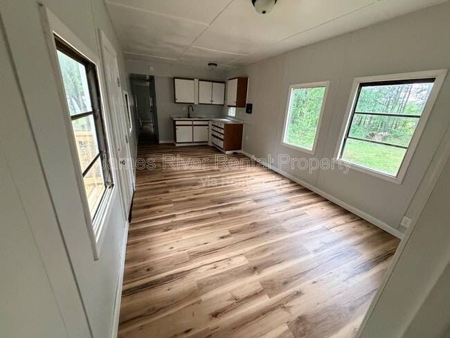 Building Photo - 47 Bonnydale Ln