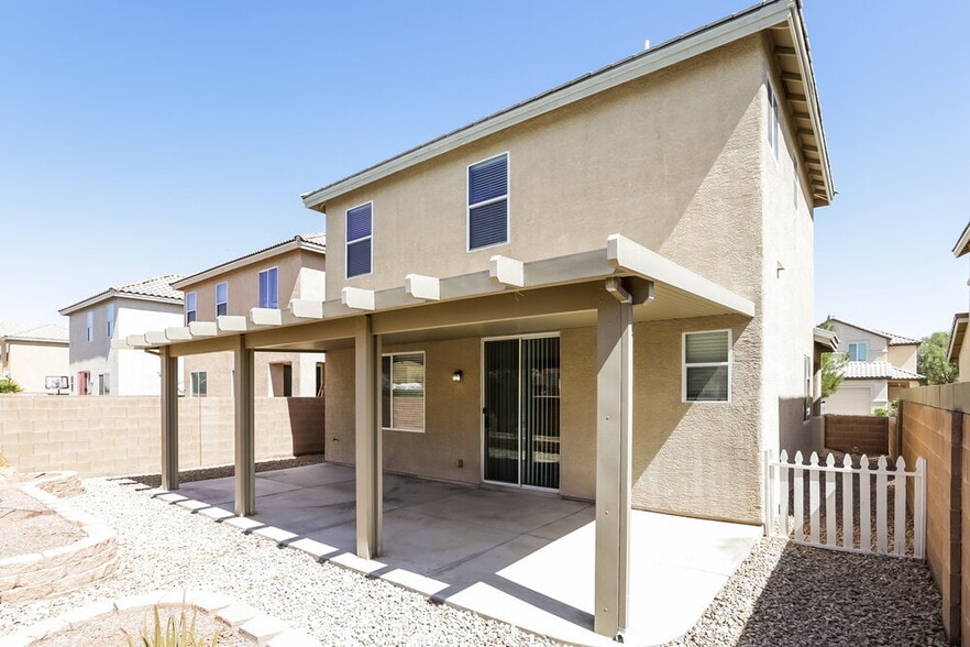 Building Photo - 6441 Pronghorn Ridge Ave