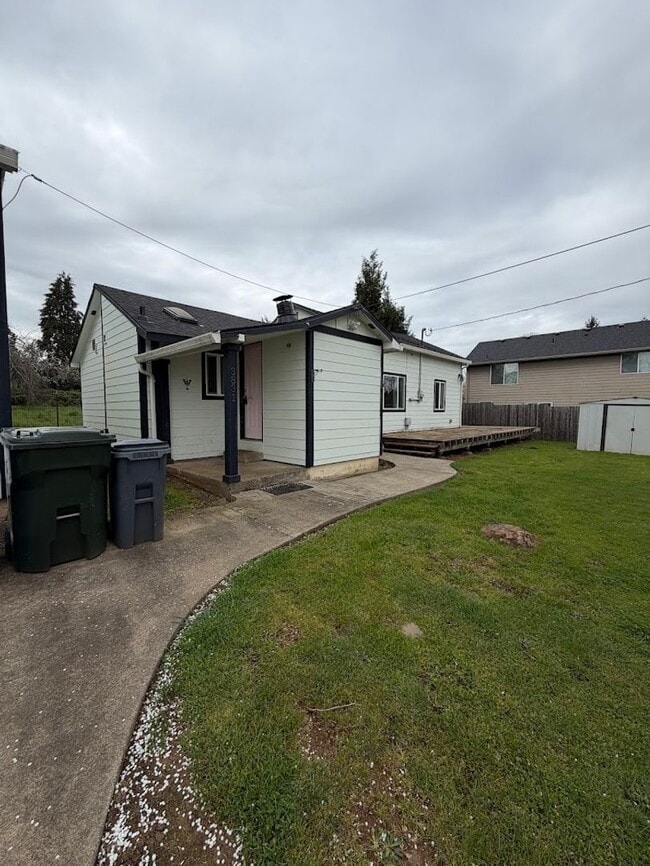 Building Photo - 3831 Duplex Ct SE