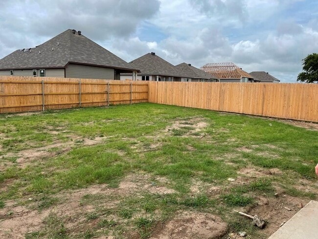 Building Photo - 7722 Merry Oaks Cv