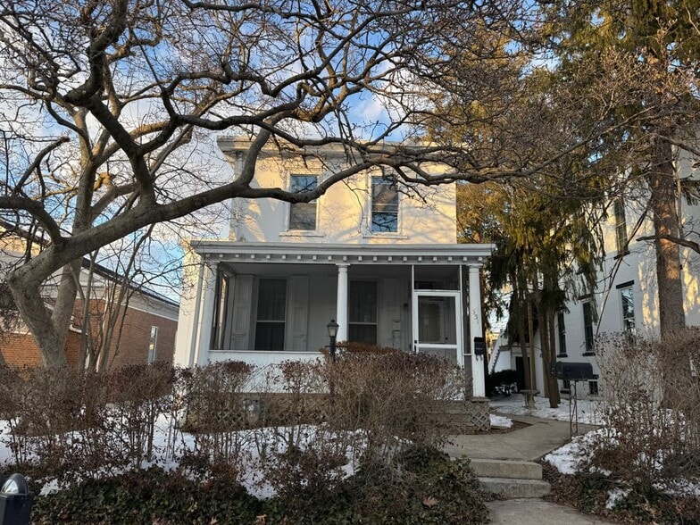 Building Photo - 331 W Front St