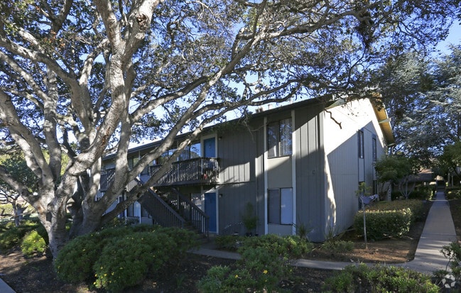 Building Photo - Villa Ramona Apartments