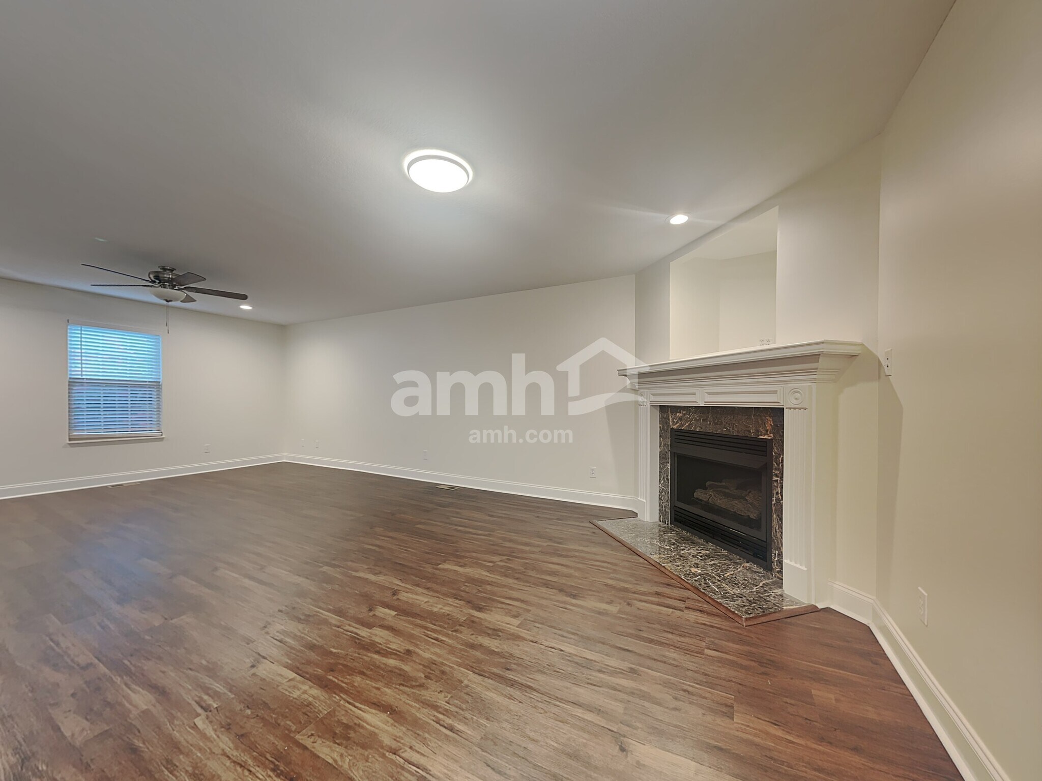 Building Photo - 4818 Ivy Rose Dr