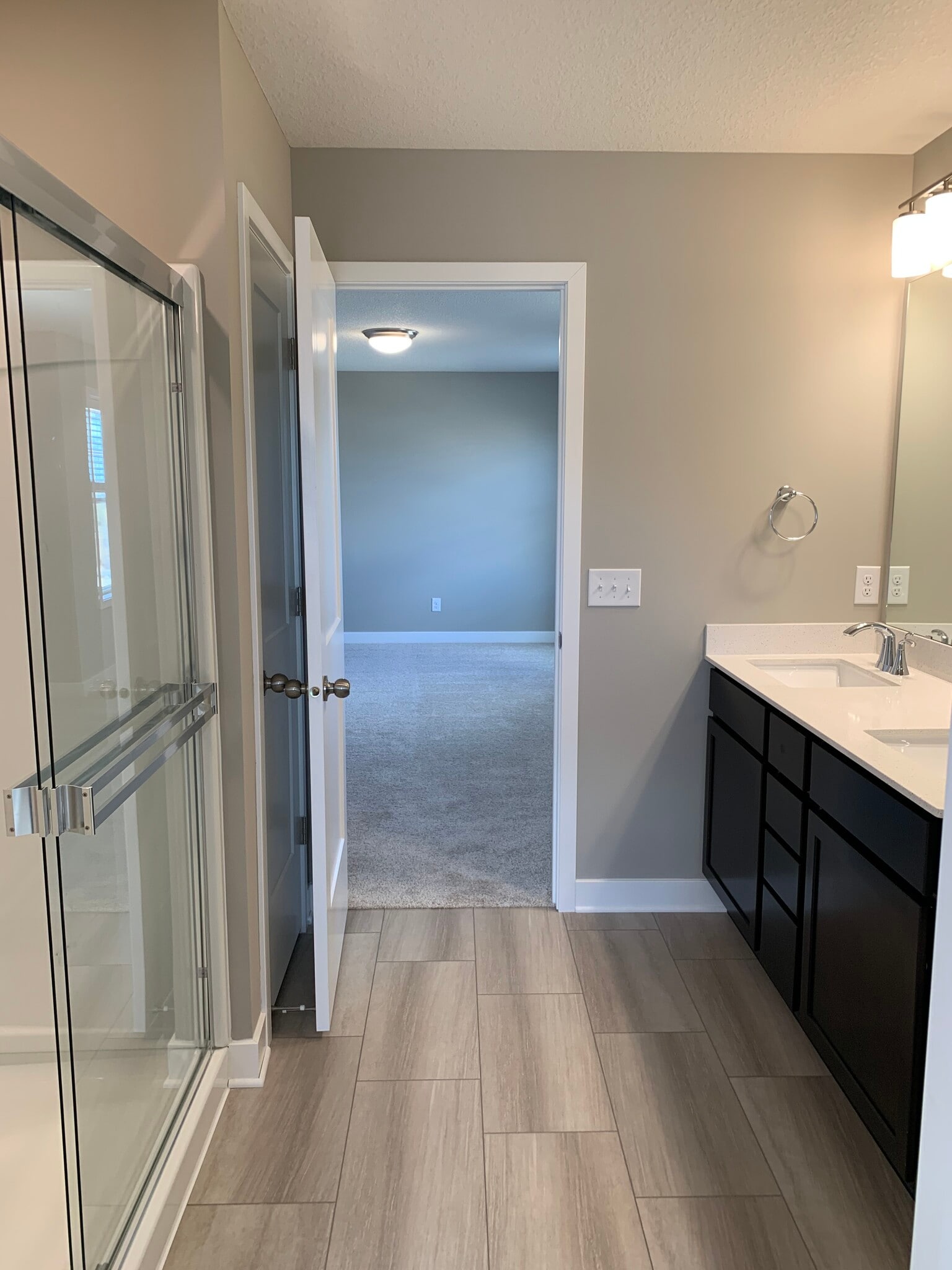 Primary bath - 4825 Martingale Drive