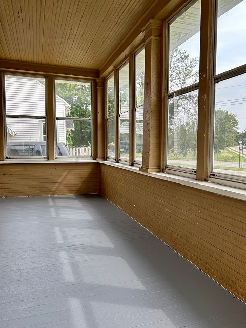 Building Photo - 606 5th Pl SE