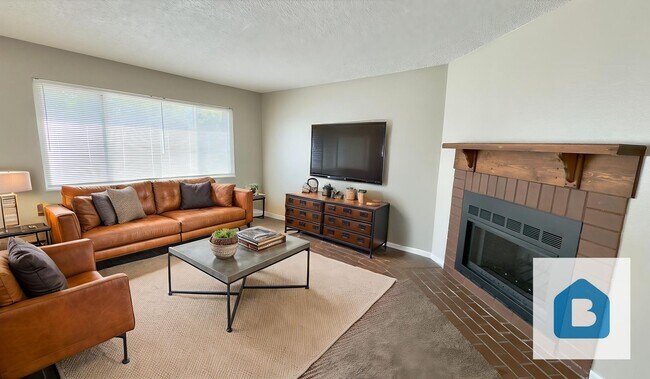 Primary Photo - 3950 Stonedike Dr