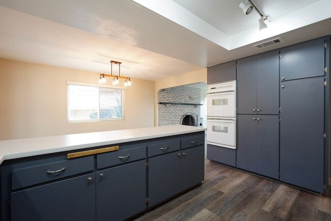 Building Photo - Beautiful Yucaipa Home with Private Garage