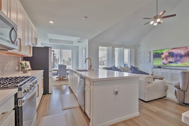 Building Photo - 31502 Willows Bracken Ct