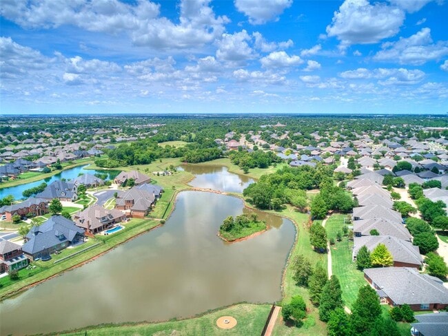 Building Photo - 15524 Swallowtail Rd