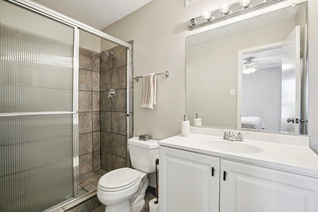 Building Photo - 4159 Steck Ave