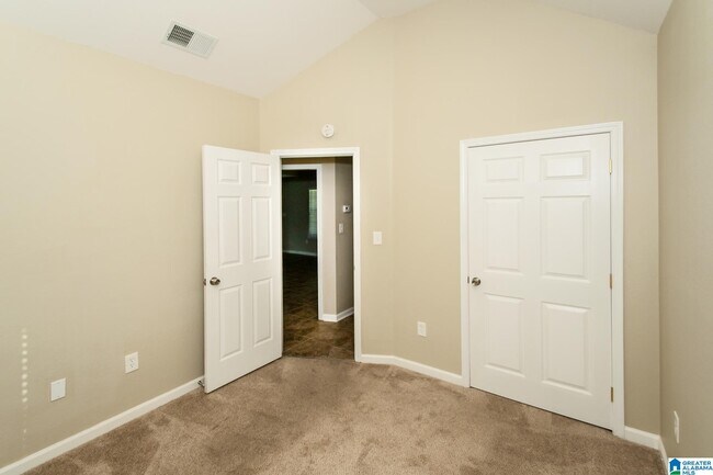 Building Photo - 601 Meriweather Dr