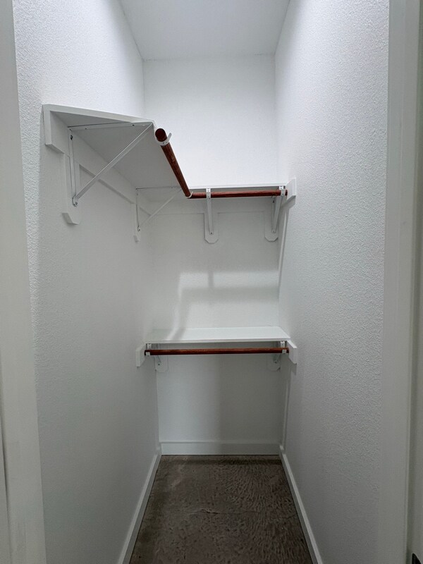 Building Photo - 408 S Gibson St