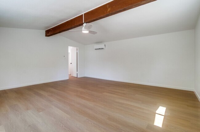 Building Photo - Charming & Upgraded San Marcos Home with P...