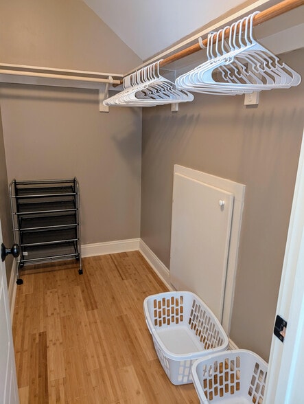 Closet - 217 W Winmore Ave