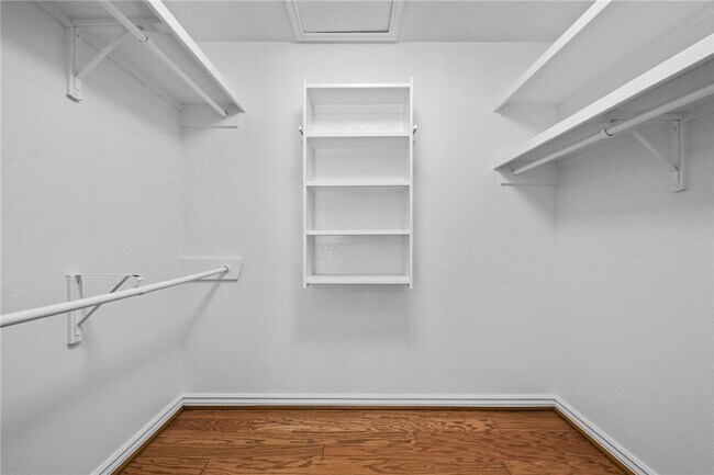 Building Photo - 27 S Prairie Dunes Dr