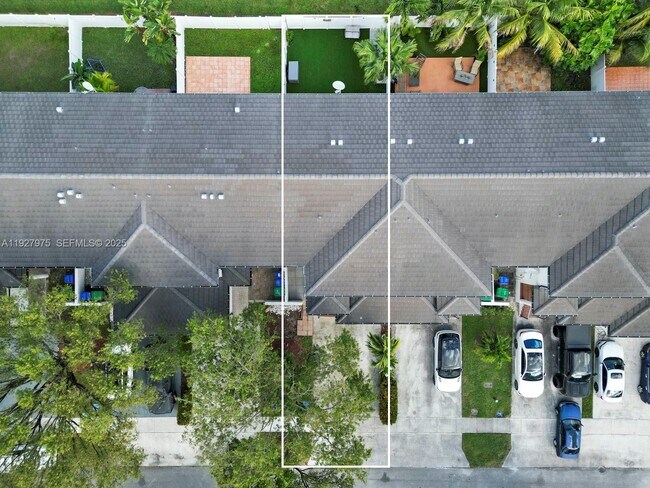 Building Photo - 12881 SW 49th Ct