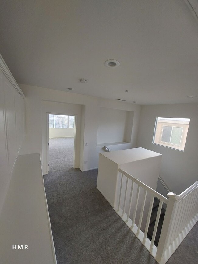 Building Photo - Stunning Two-Story Home with 4 Bedrooms an...